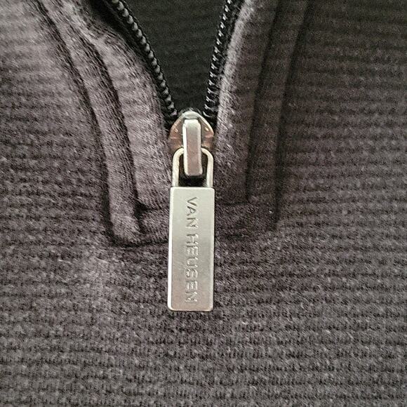 Van Heusen Sweater - Picture 4 of 6